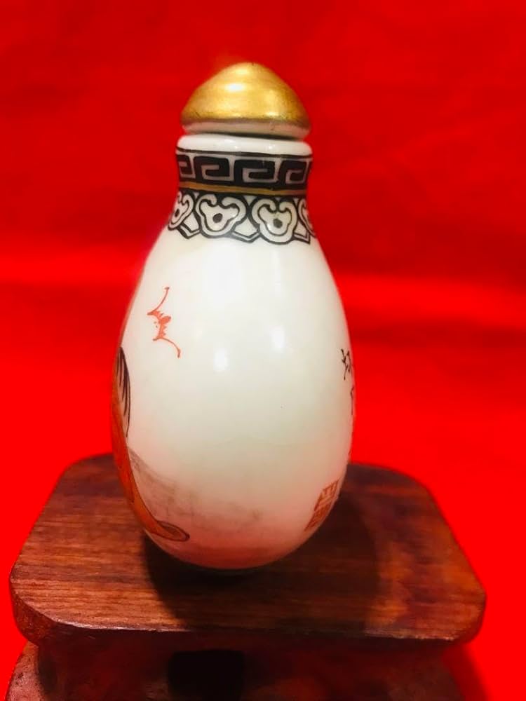 Amazon.co.jp: 中国 景德鎮 陶磁鼻煙壺 手絵 「伏虎羅漢」 : ホーム