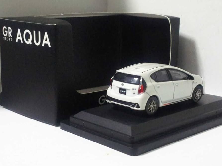 Amazon | ディーラー販促 1/64 ミニカー アクア GR Gazoo Racing