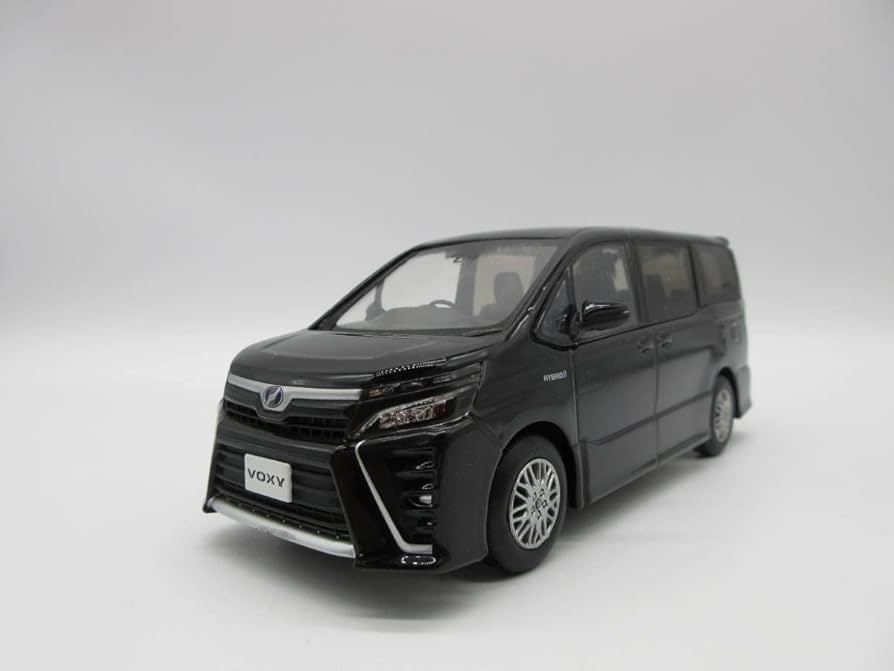 Amazon | 1/30 トヨタ ヴォクシー ハイブリッド 80 ZS VOXY 後期
