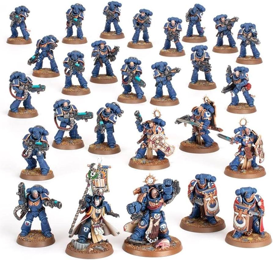 Warhammer 40000 Scions of Macragge Battleforce : Amazon.ca: Toys