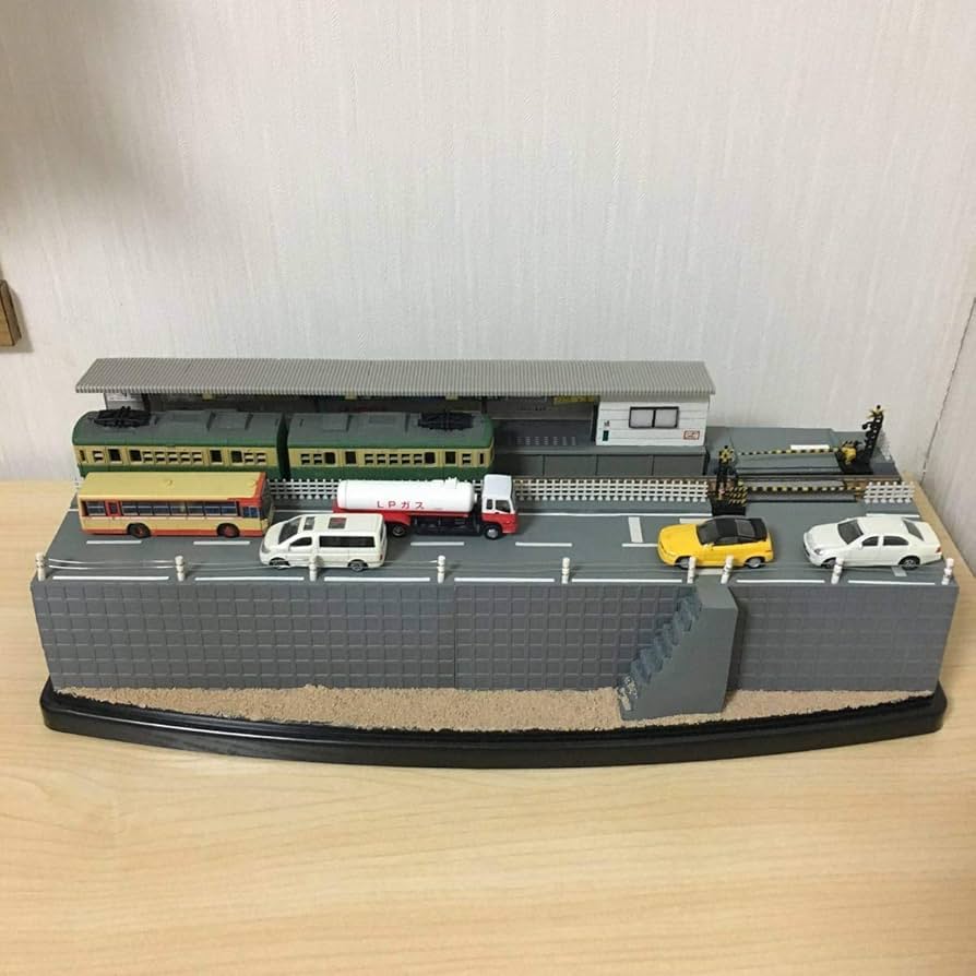Amazon | 《鉄道ジオラマ》湘南風景 江ノ島電鉄 七里ヶ浜 鎌倉高校前