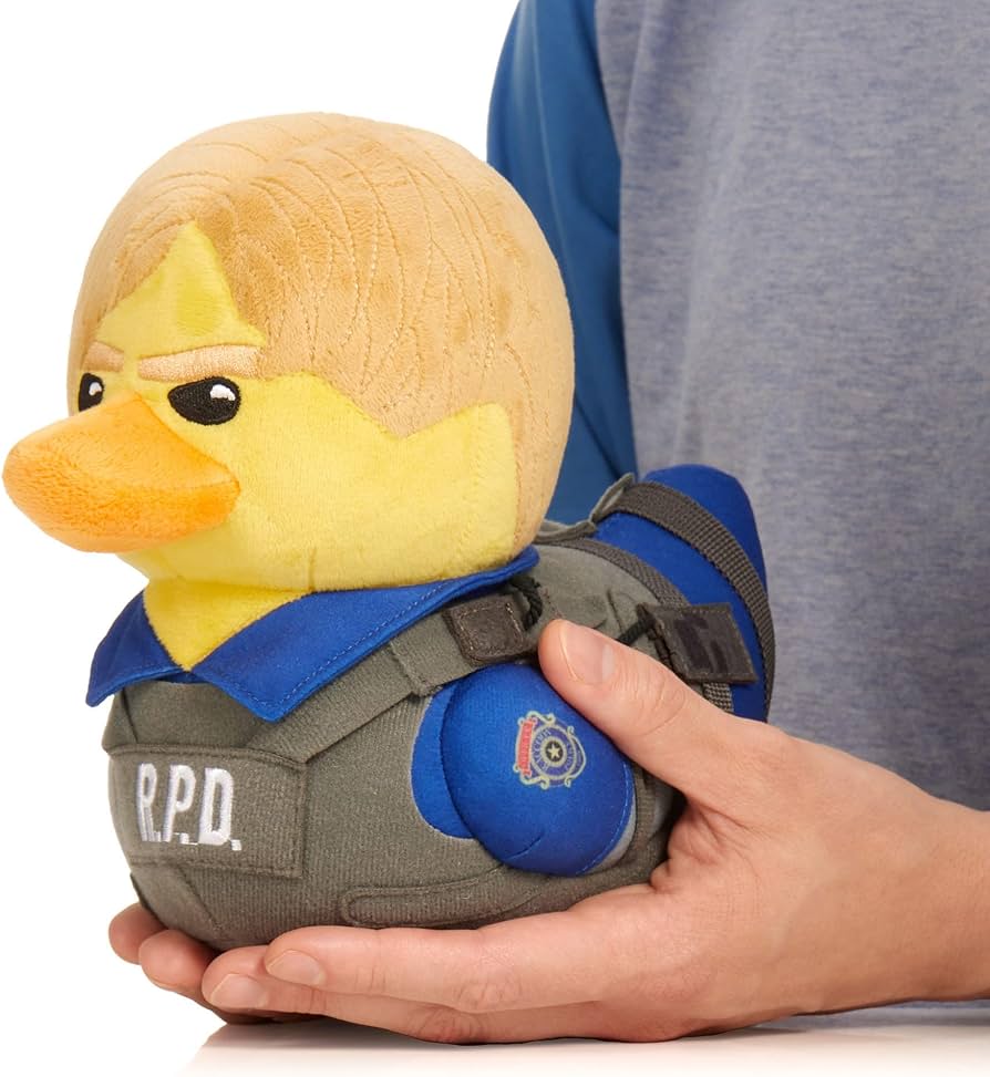 Amazon.co.jp: TUBBZ ぬいぐるみ:レオン・ケネディ - バイオハザード
