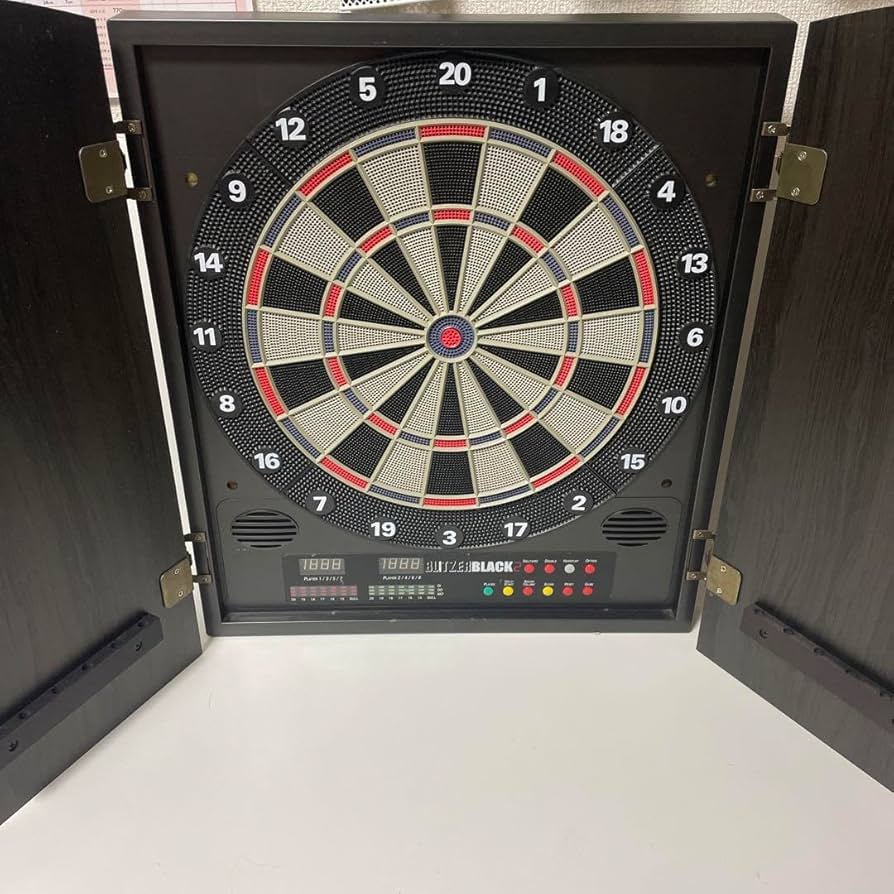 Amazon.co.jp: BLITZER electronic dart Black2ダーツボード : おもちゃ