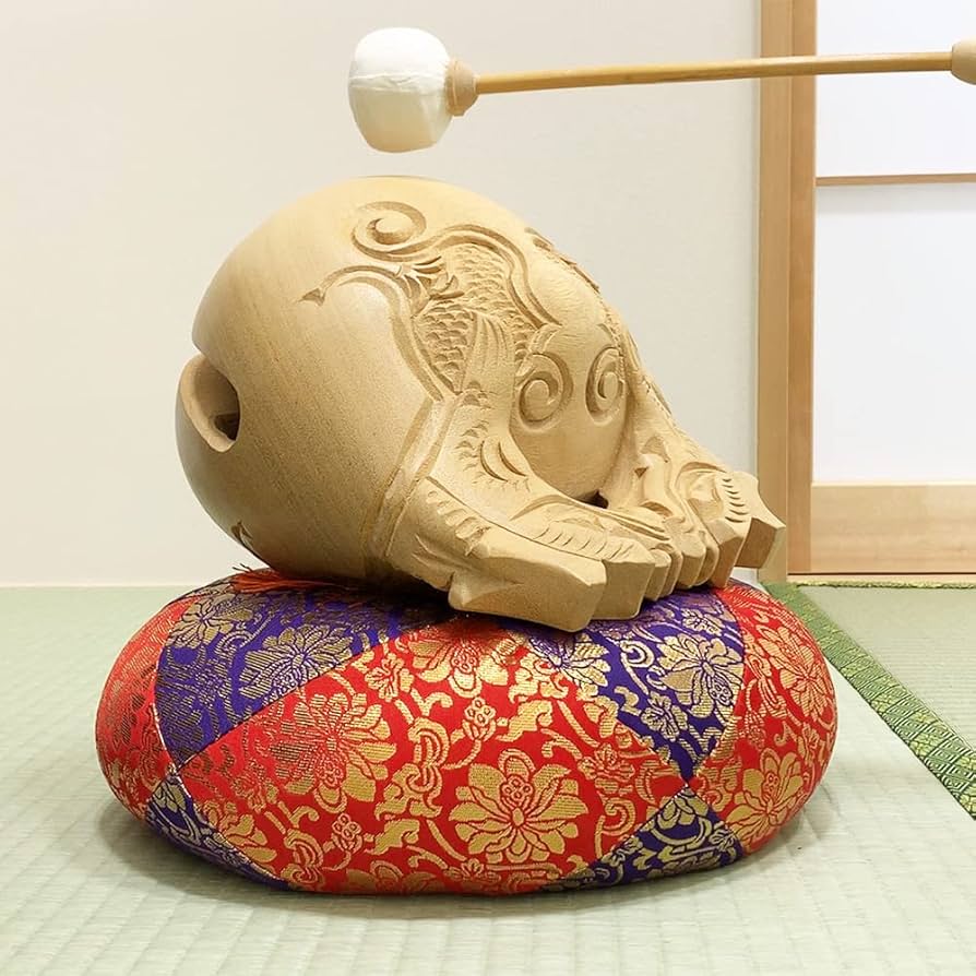 Amazon｜仏壇屋 滝田商店 木魚 白木製(一式) 7寸(横巾21cm)◇最も一般