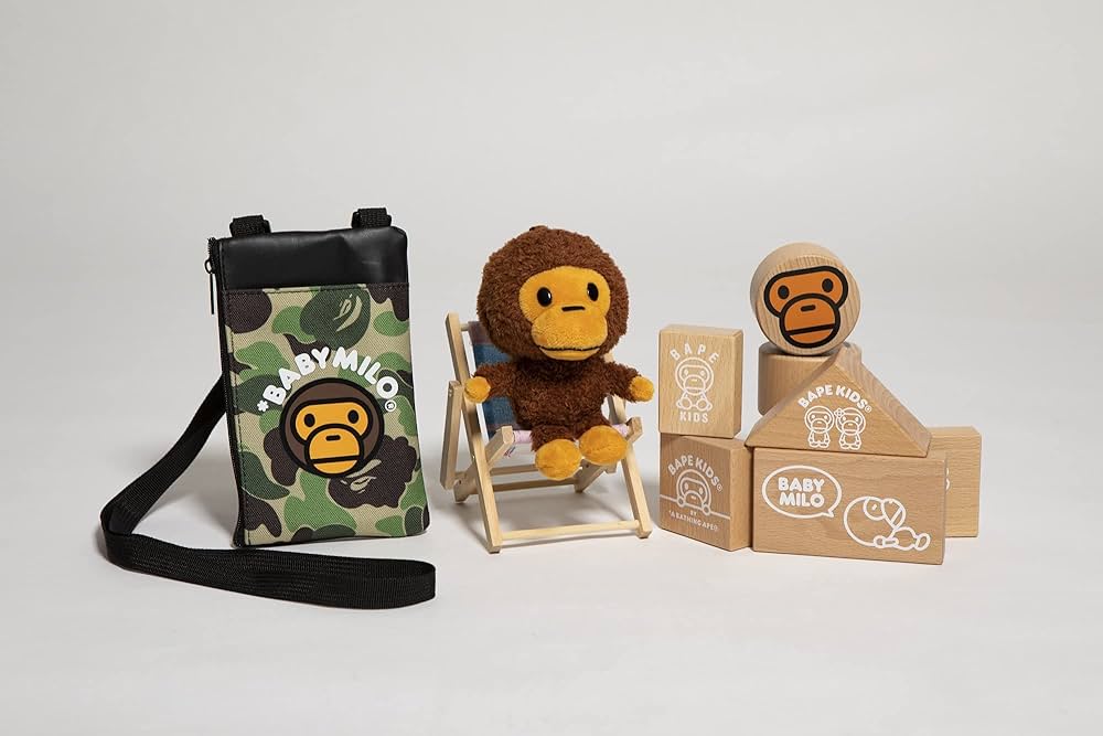BAPE KIDS® by *a bathing ape® 15th anniversary BOOK MILO in