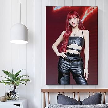 Amazon.co.jp: YUNA ユナ ITZY イッチ UNTOUCHABLE The 8th Mini Album
