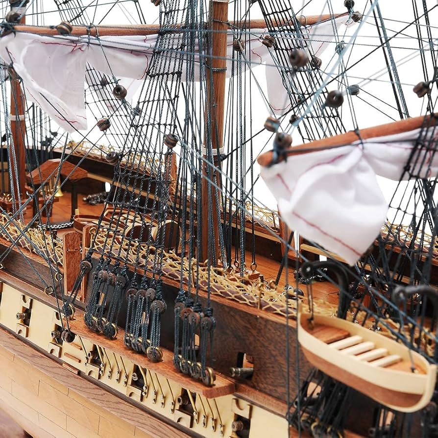 地域限定）USS Constitution ヴィンテージハンドメイド 模型船 Amazon