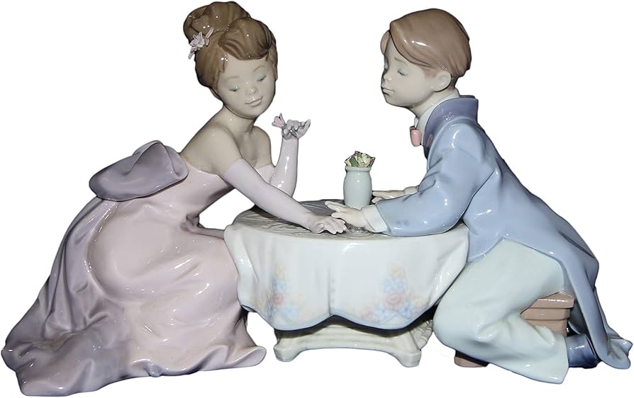 Amazon.co.jp: Lladro 6630 リトルロマンス 少年少女ロマンシング