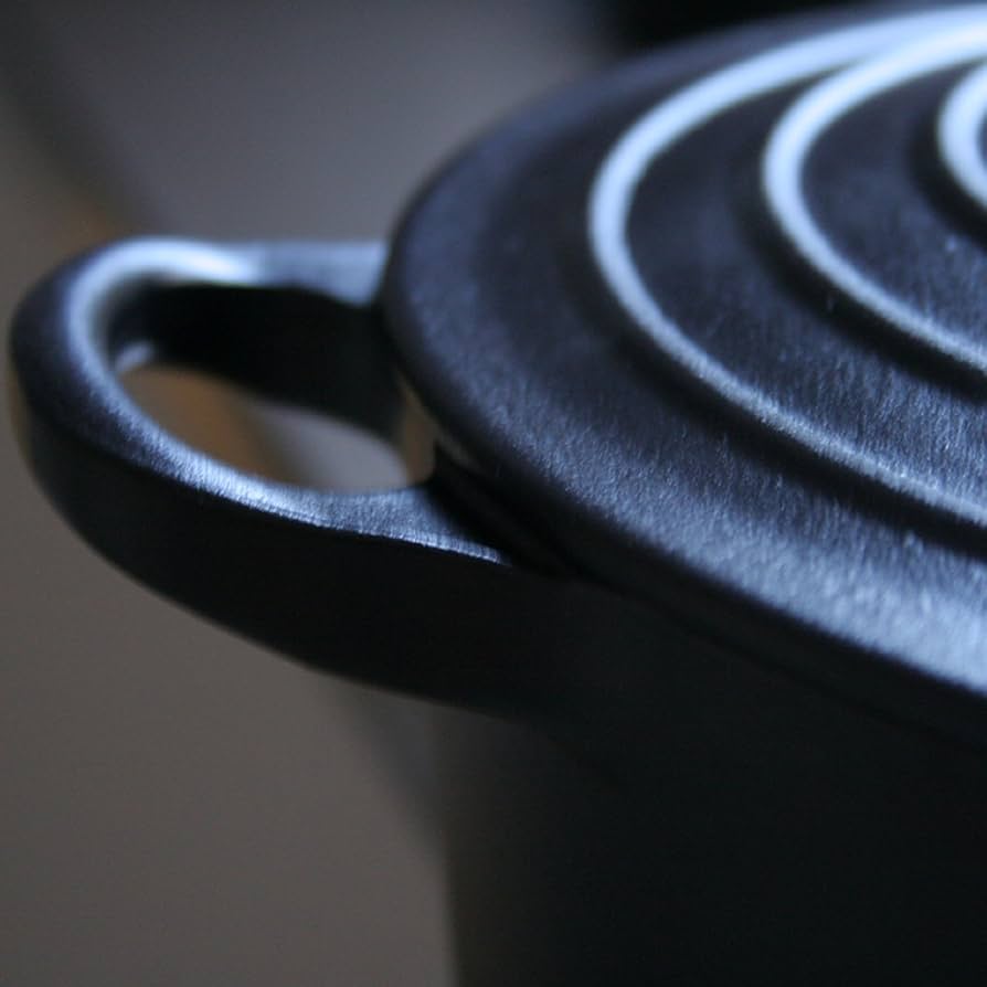 Amazon.co.jp: ル・クルーゼ(Le Creuset) 鋳物 ホーロー 鍋 ココット
