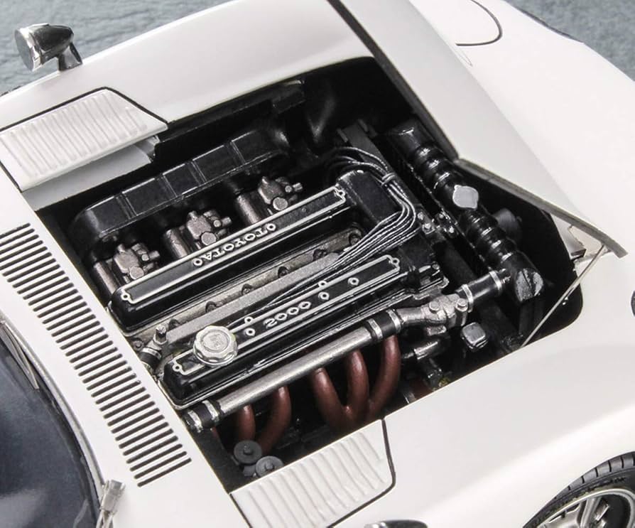 Amazon.com: Hasegawa 1/24 Toyota 2000GT with Metal Engine Details