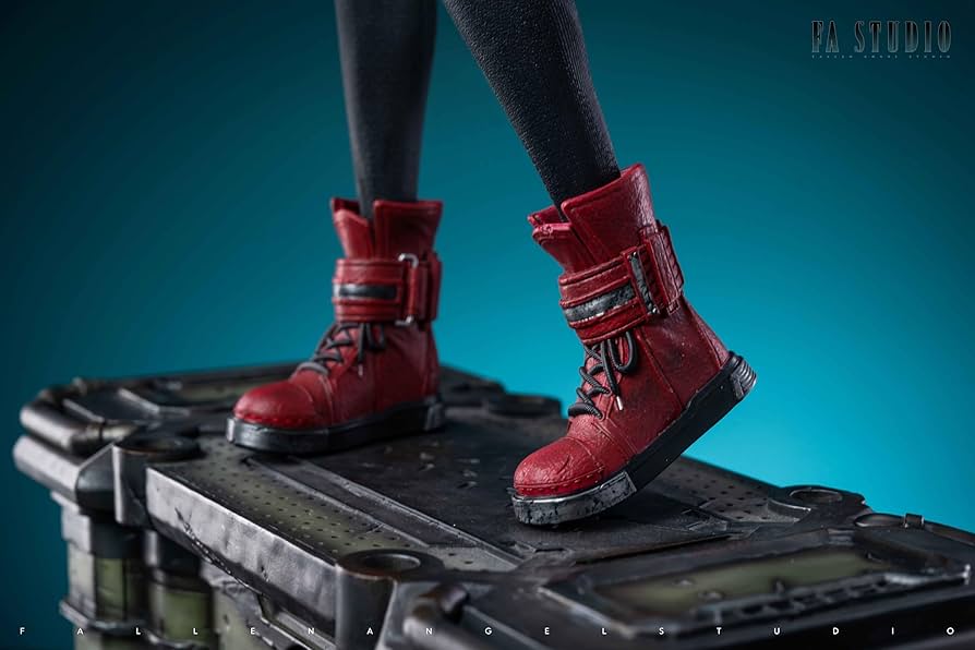 Amazon.co.jp: ティファ・ロックハート フィギュア 1/3スケール 塗装