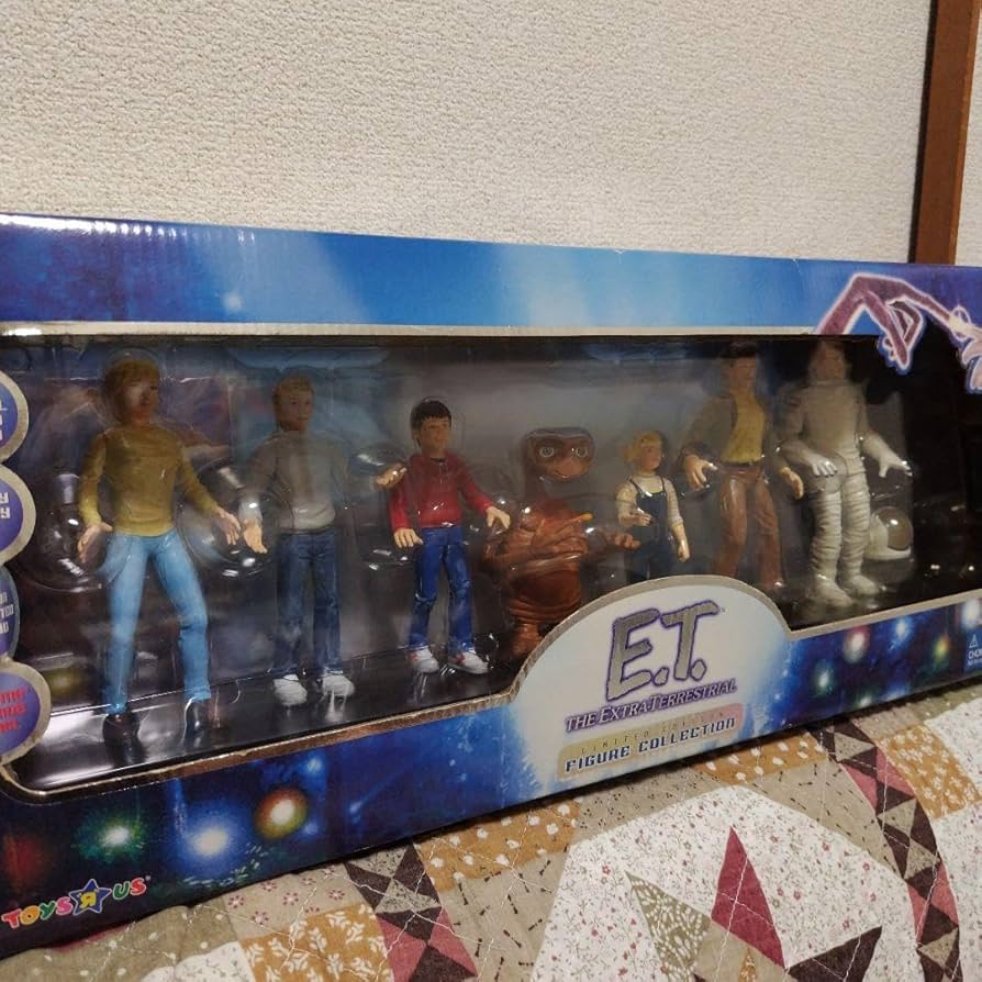 Amazon.co.jp: E.T. ET フィギュアコレクション USJ トイザらス 音楽