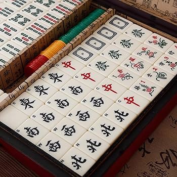 Amazon.co.jp: 麻雀牌 小型ユニバーサル麻雀セット 144 個、英語麻雀