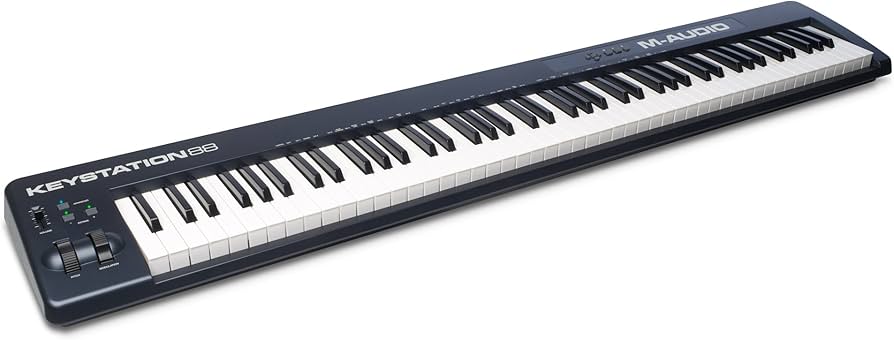 Amazon | M-Audio USB MIDIキーボード 88鍵 ピアノ音源ソフト付属