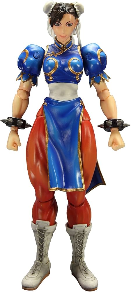 Amazon.co.jp: SUPER STREET FIGHTER IV PLAY ARTS改 春麗(PVC塗装済み