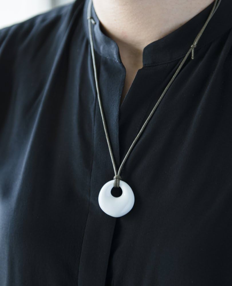 Amazon.co.jp : 森修焼(しんしゅうやき) ほっとペンダント 未来