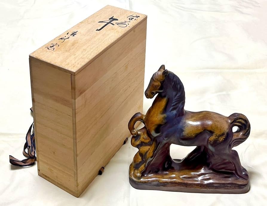 Amazon.co.jp: 陶芸 備前焼 作家作品（裏印あり）干支の午馬 馬の置物