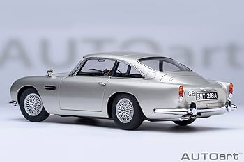 Amazon.co.jp: オートアート (AUTOart) 1/18 アストンマーチン DB5