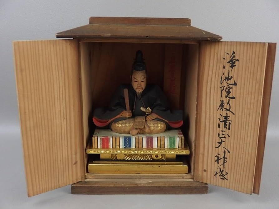 Amazon.co.jp: 【骨董彫刻】古い木彫時代木彫彩色木彫加藤清正仏像座像