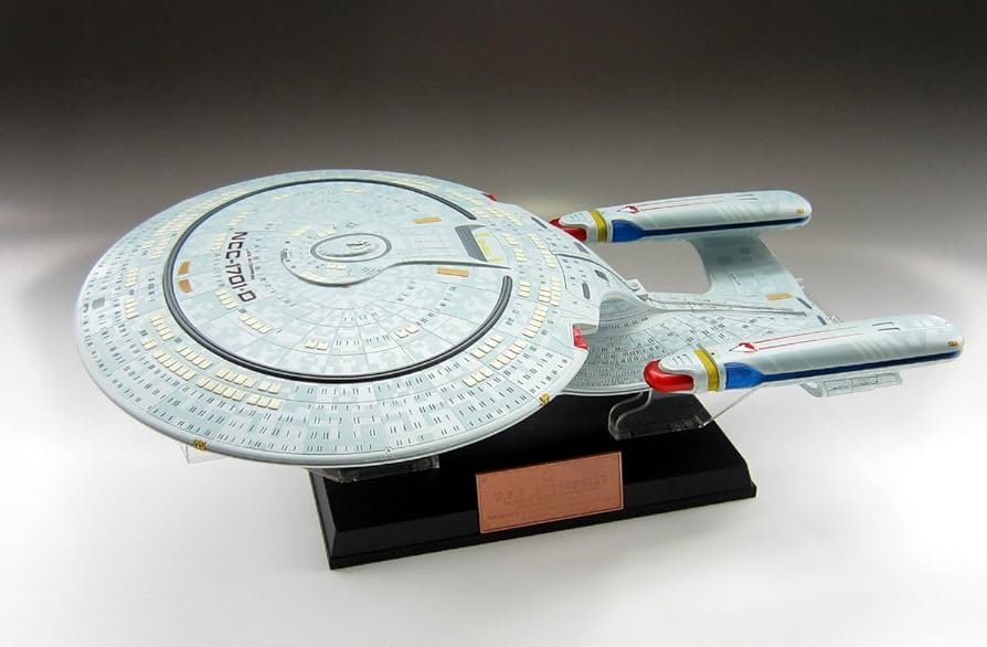 Amazon.co.jp: 青島文化教材社 スタートレック No.01 1/2000 U.S.S.