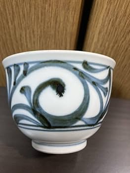 Amazon | ▽砥部焼≪梅山窯 湯のみ 2個≫湯呑み カップ | ノーブランド