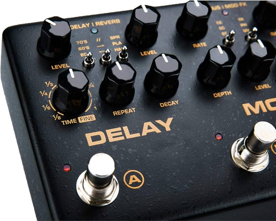 Amazon | NUX Cerberus Multi-function Guitar Effect Pedal Inside