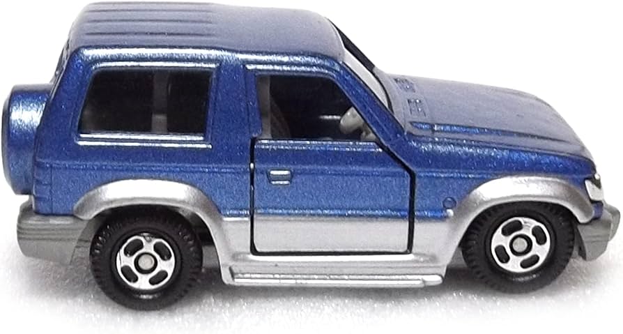 Amazon | トミカ 赤箱 30 三菱 パジェロ メタルトップ 1/62 赤TOMYロゴ