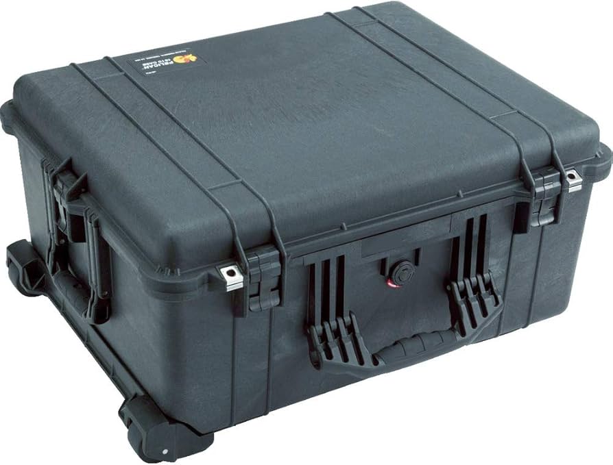 Amazon.com: Pelican 1610 Case With Foam (Black) : Sports & Outdoors