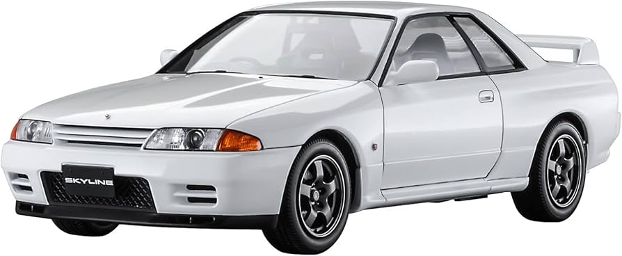 Amazon.com: Hasegawa HA20544 1:24 Nissan Skyline GT-R (BNR32