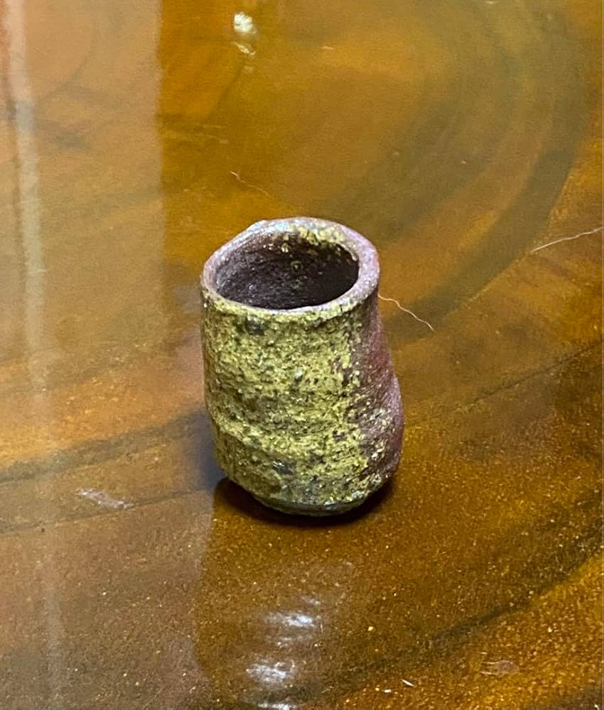 Amazon.co.jp: 当真裕爾 ぐい呑 ちぶぐゎー 盃 沖縄県人気作家 酒器