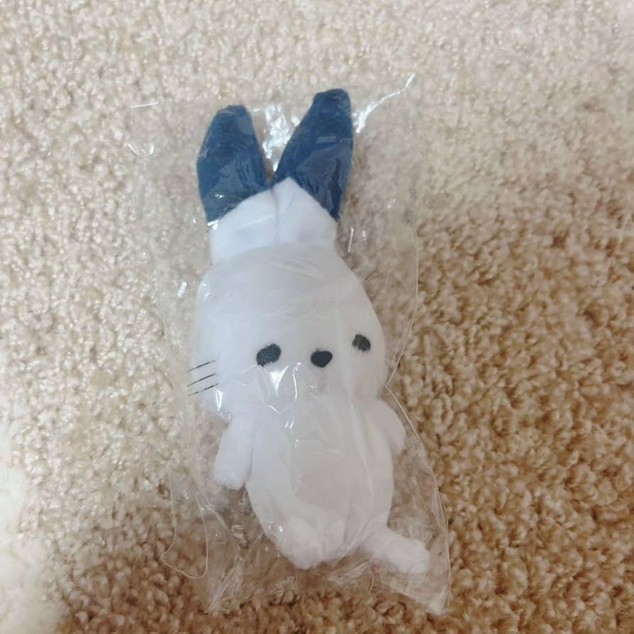 Amazon.co.jp: ドコうさ ぬいぐるみキーホルダー ドコムス ホビー