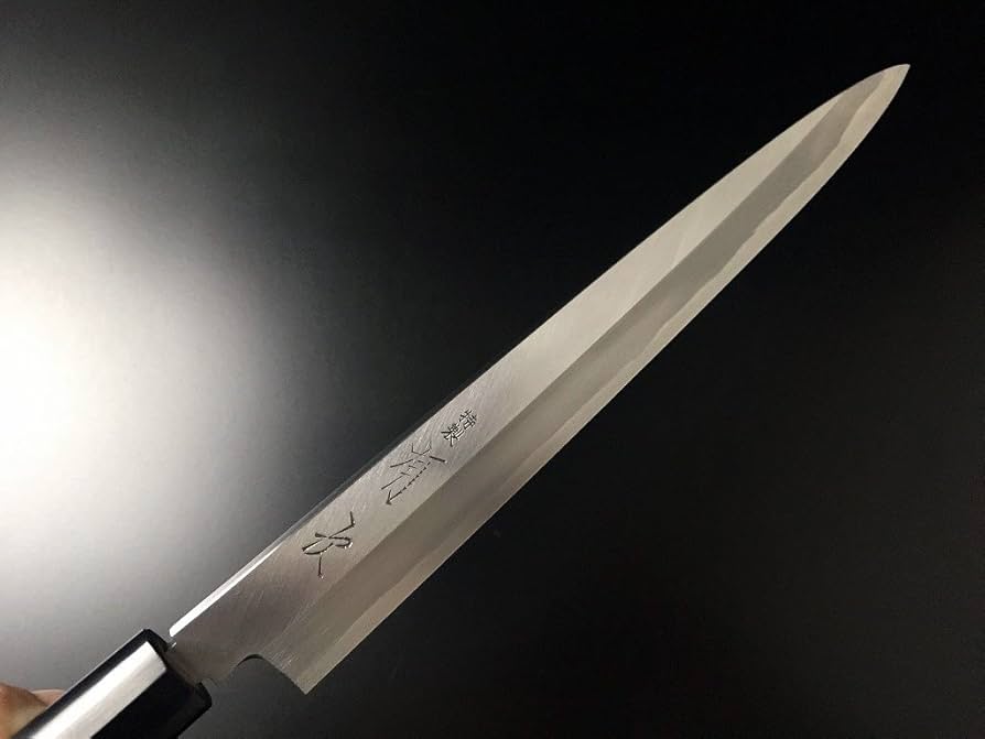 Amazon.co.jp: 有次 包丁 柳刃 特製 240mm 刺身包丁 白鋼2 日本製 鞘付
