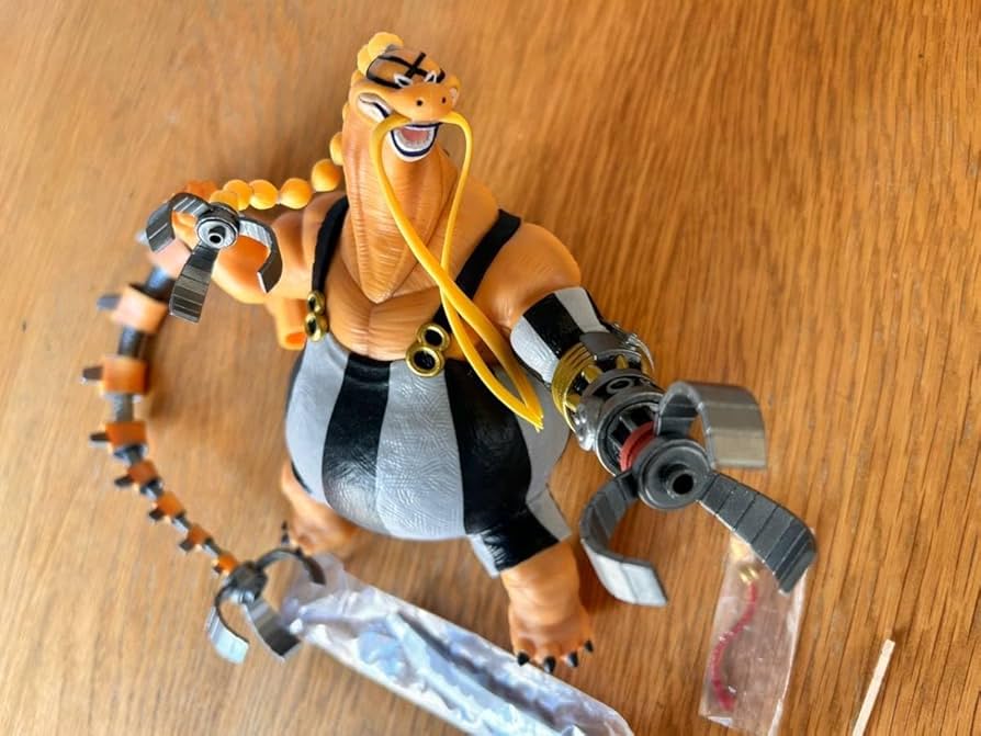 Amazon.co.jp: 一番くじ D賞 ワンピース 両翼決戦 クイーン ONEPIECE