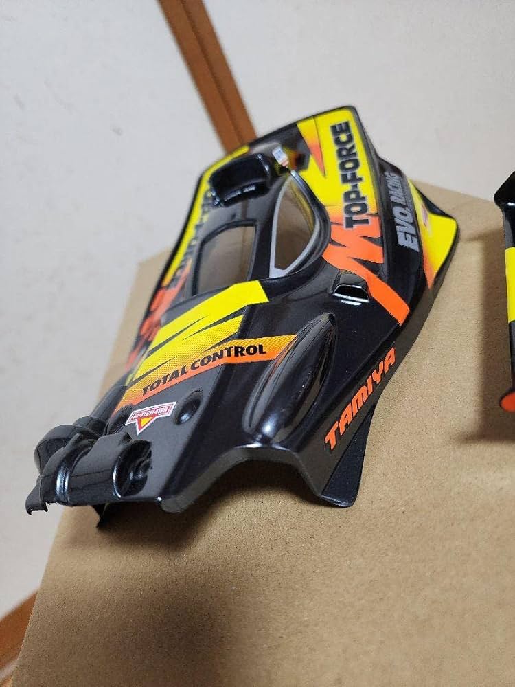 Amazon | タミヤ トップフォース evo 塗装済みボディ ウイングのセット