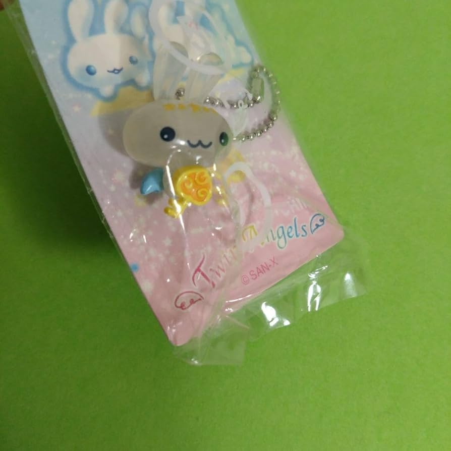 Amazon.co.jp: ツインエンジェルス キーホルダー マスコット グッズ