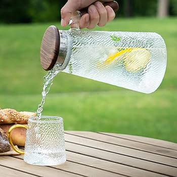 Amazon.co.jp: [XMTAN] ガラスピッチャー 蓋と注ぎ口付き 温水/冷水