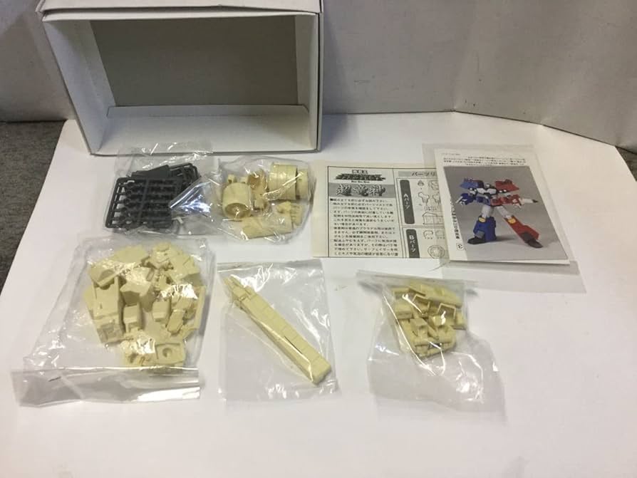 Amazon.co.jp: ガオガイガー超竜神 レジンキャストキット チョウ