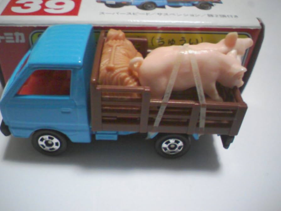 Amazon | トミカ 39 スズキ キャリィ 家畜運搬車 1/55 赤TOMYロゴ