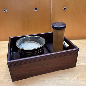 火入れ□古い煙草盆 花唐草紋 灰器 手炉 花器 たばこ盆 古民具 時代物
