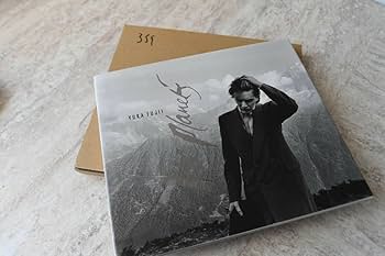 Amazon.co.jp: DAVID SYLVIAN PHOTO BOOK LIKE PLANETS NUMBERED