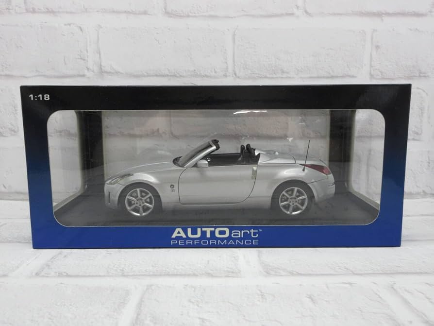 Amazon | ミニカー 1/18 オートアート 日産 フェアレディZ Z33
