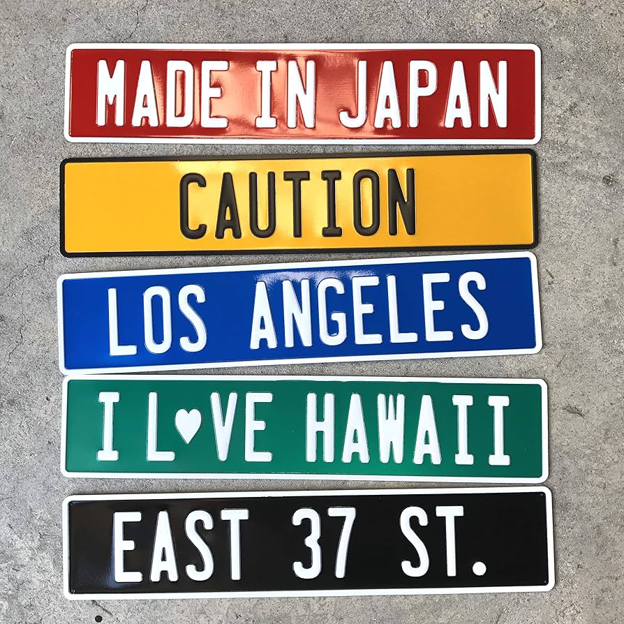 Amazon.co.jp: アメリカン 雑貨 看板 表札 名入れ オリジナル エンボス