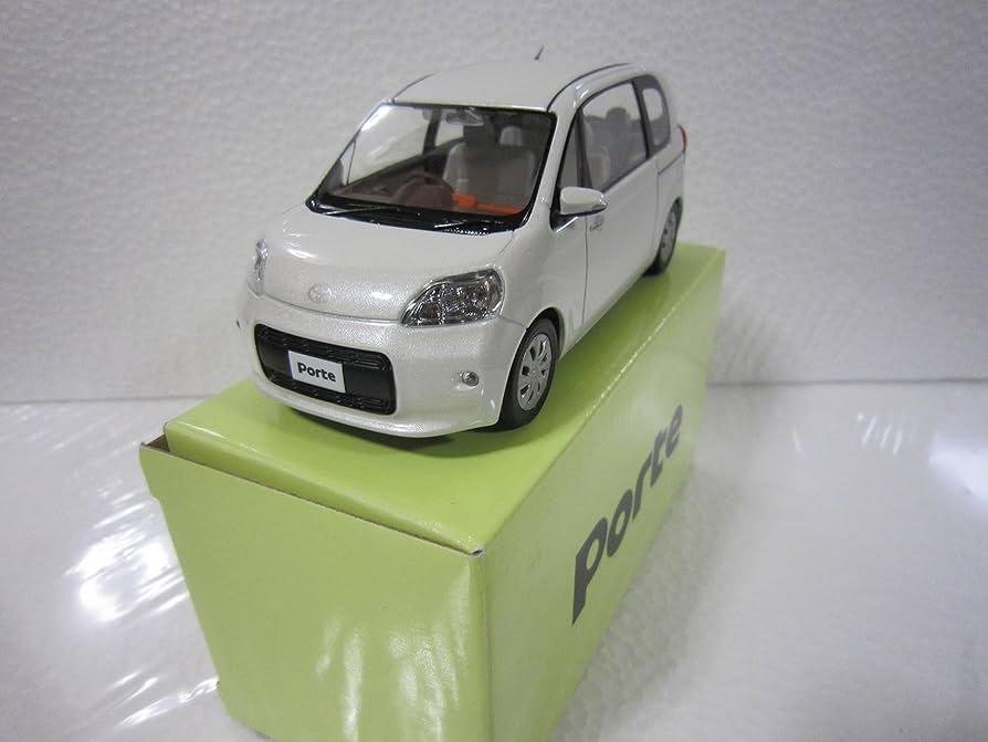 Amazon | トヨタ 1/30 ポルテ Porte オフィシャルミニカー カラー