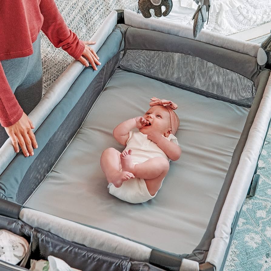 Amazon.com : Chicco Lullaby Zip All-in-One Portable Playard