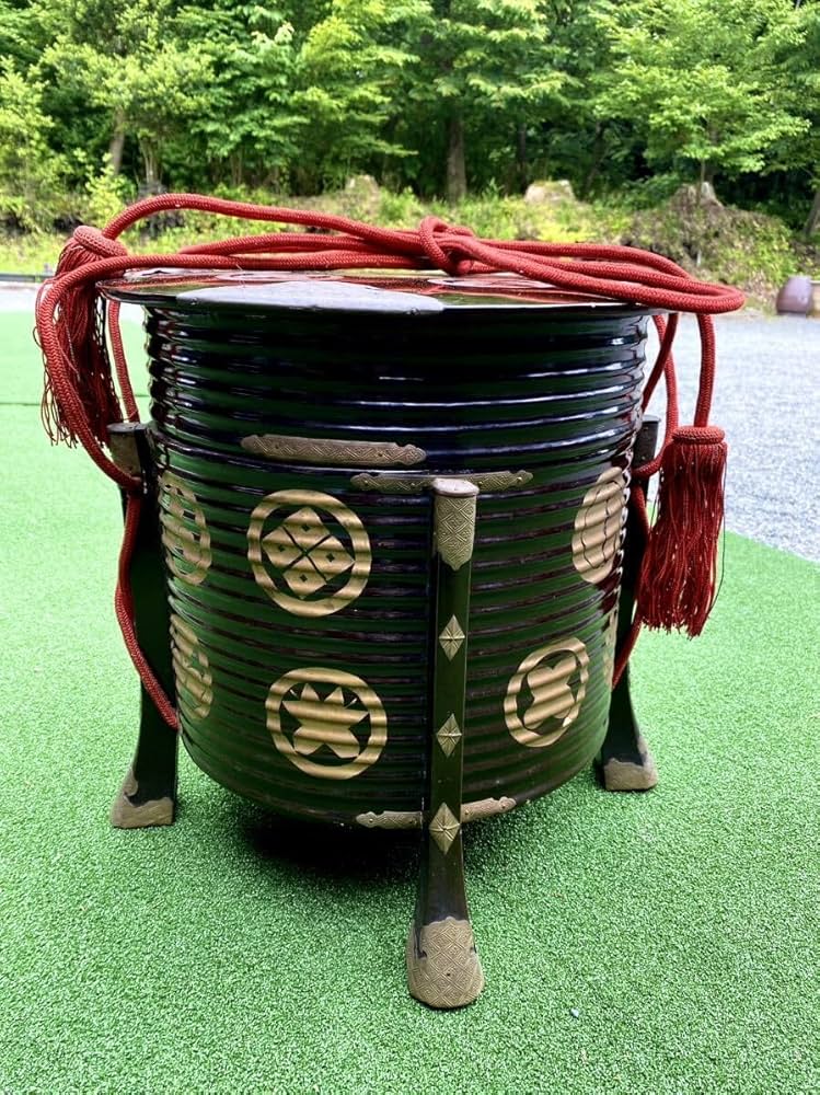 Amazon.co.jp: 時代調度品『行器ほかい』黒漆行器貝桶シントコ(アイヌ