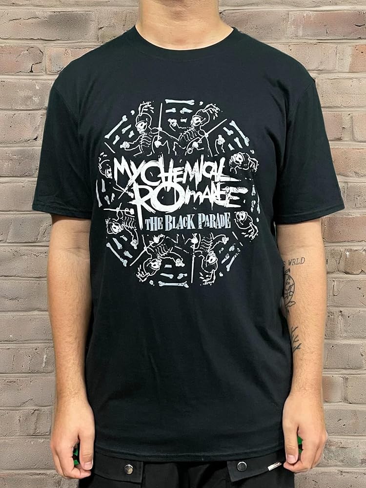 Amazon.com: My Chemical Romance T Shirt Circle March Band Logo