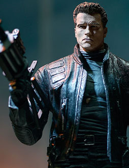 T-850 Terminator with Coffin