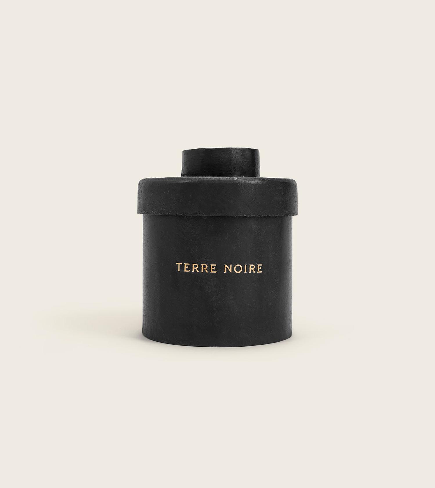 1500-1500-candle-front-terre-
