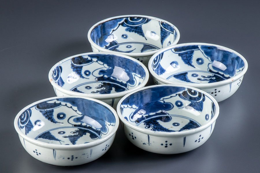 326 古伊万里染付松松葉吹雪図蕎麦猪口 江戸前期 326 古伊万里