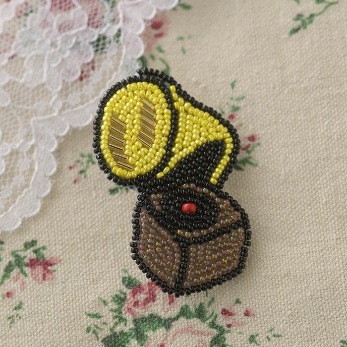 150) ドイツ ヴィンテージ 刺繡クロス 毛糸で刺繍された大きなクロス